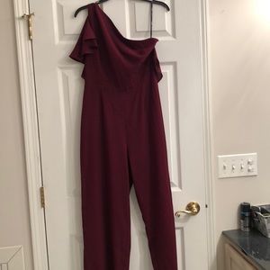 ✨LIKE NEW! One shoulder maroon BB Dakota pantsuit